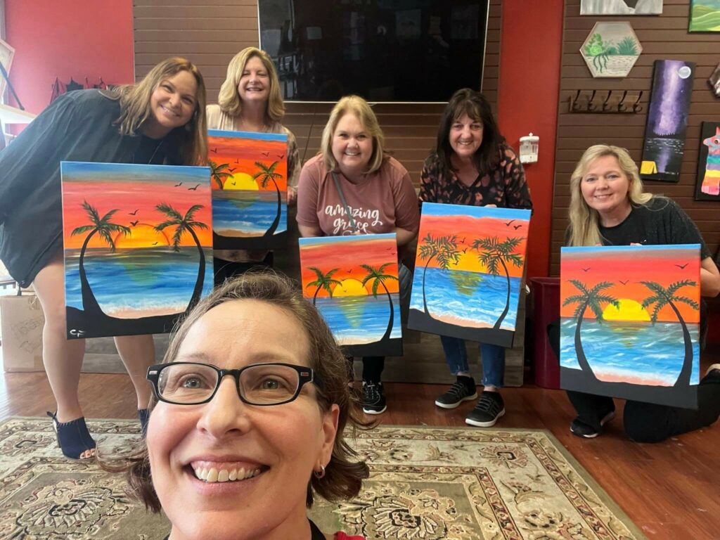 cheers-n-paint-class-photo-with-teacher-susan